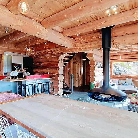 Trappeur 8 Personnes Chalet *